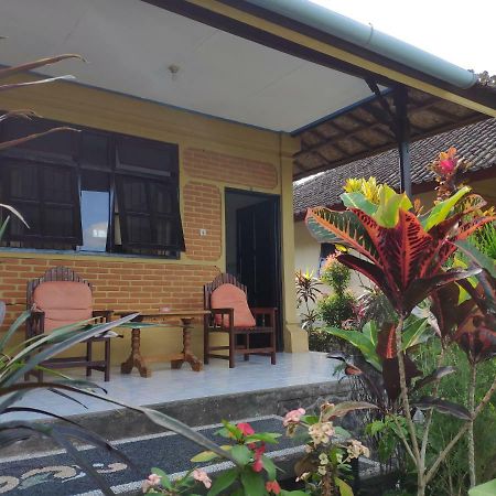 Rijasa Homestay Karangasem エクステリア 写真