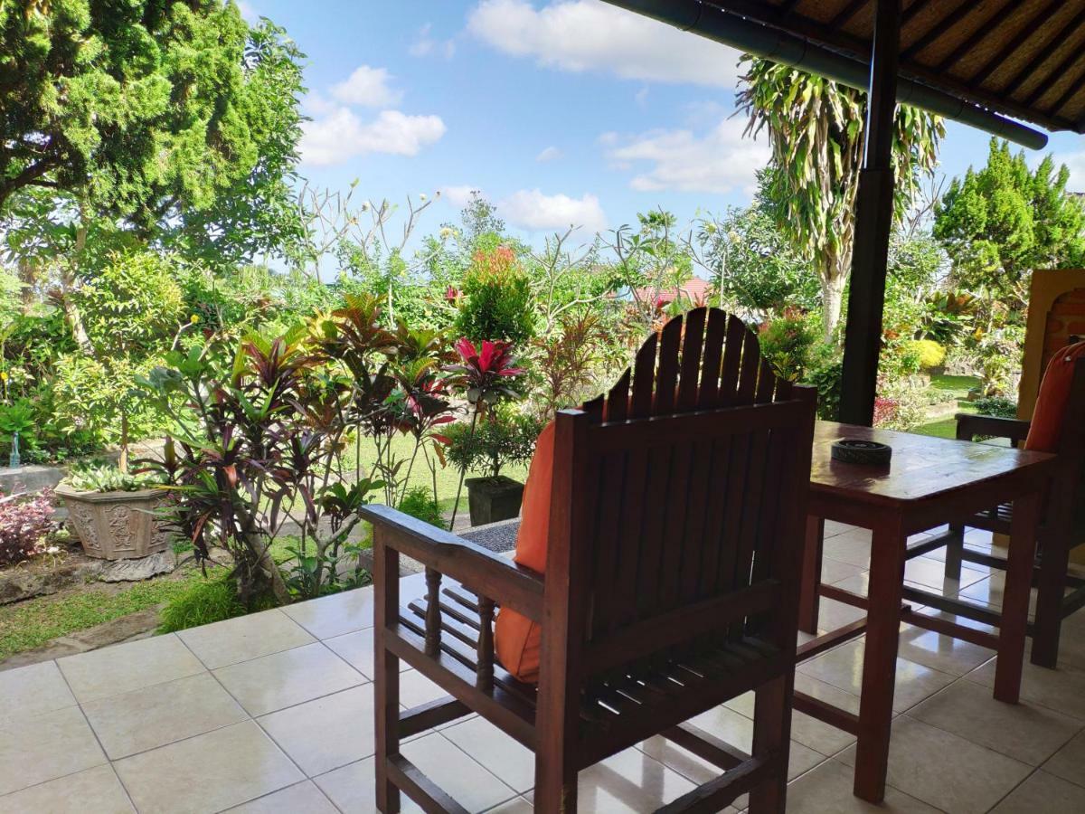 Rijasa Homestay Karangasem エクステリア 写真