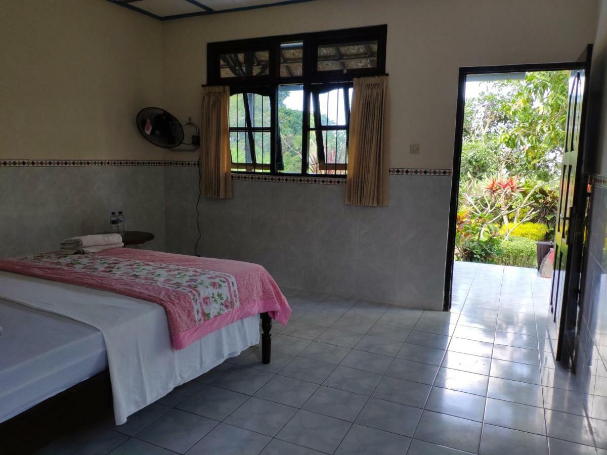 Rijasa Homestay Karangasem エクステリア 写真