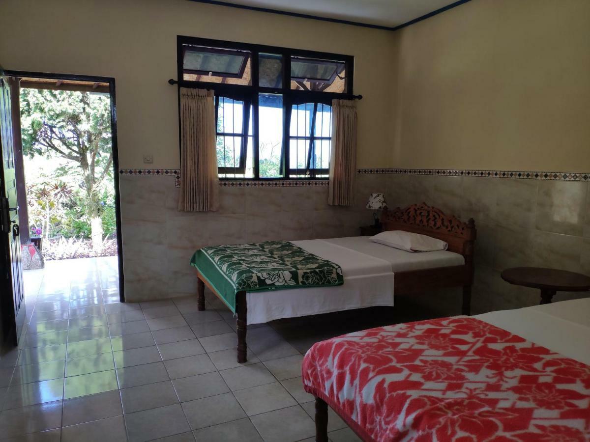 Rijasa Homestay Karangasem エクステリア 写真